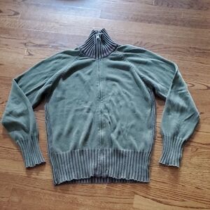 International Male L Cotton Light Weight Sweater